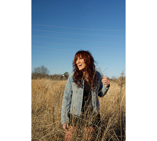 Country Music Icon Jo Dee Messina’s Bridges: A New Beginning