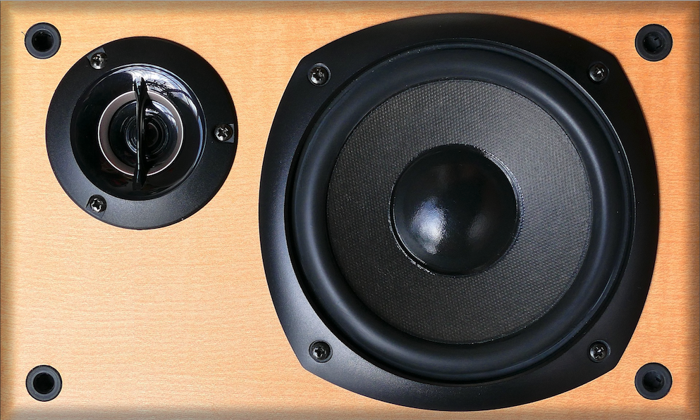 Which is better, sealed or ported speakers?