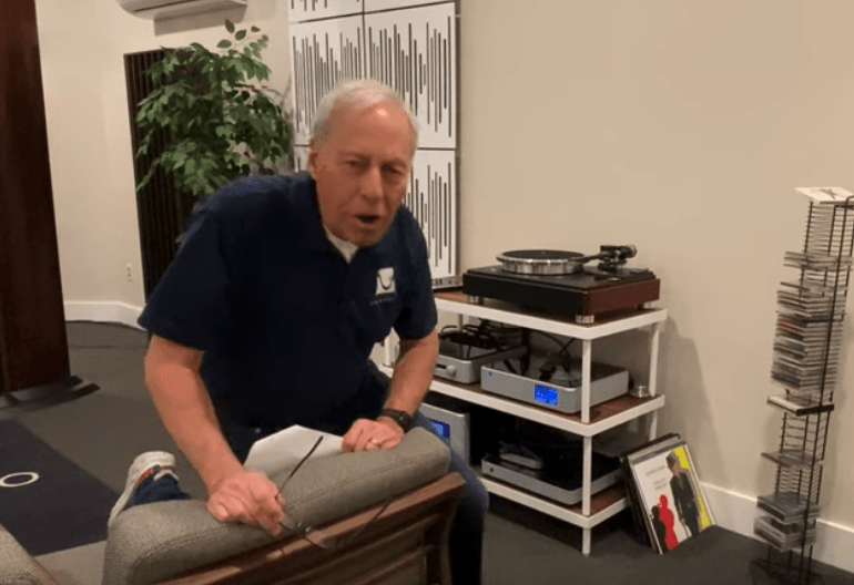 How to keep HiFi equipment clean