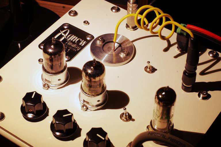 Agnew Analog's Vacuum Tube Electrochemical Synthesizer