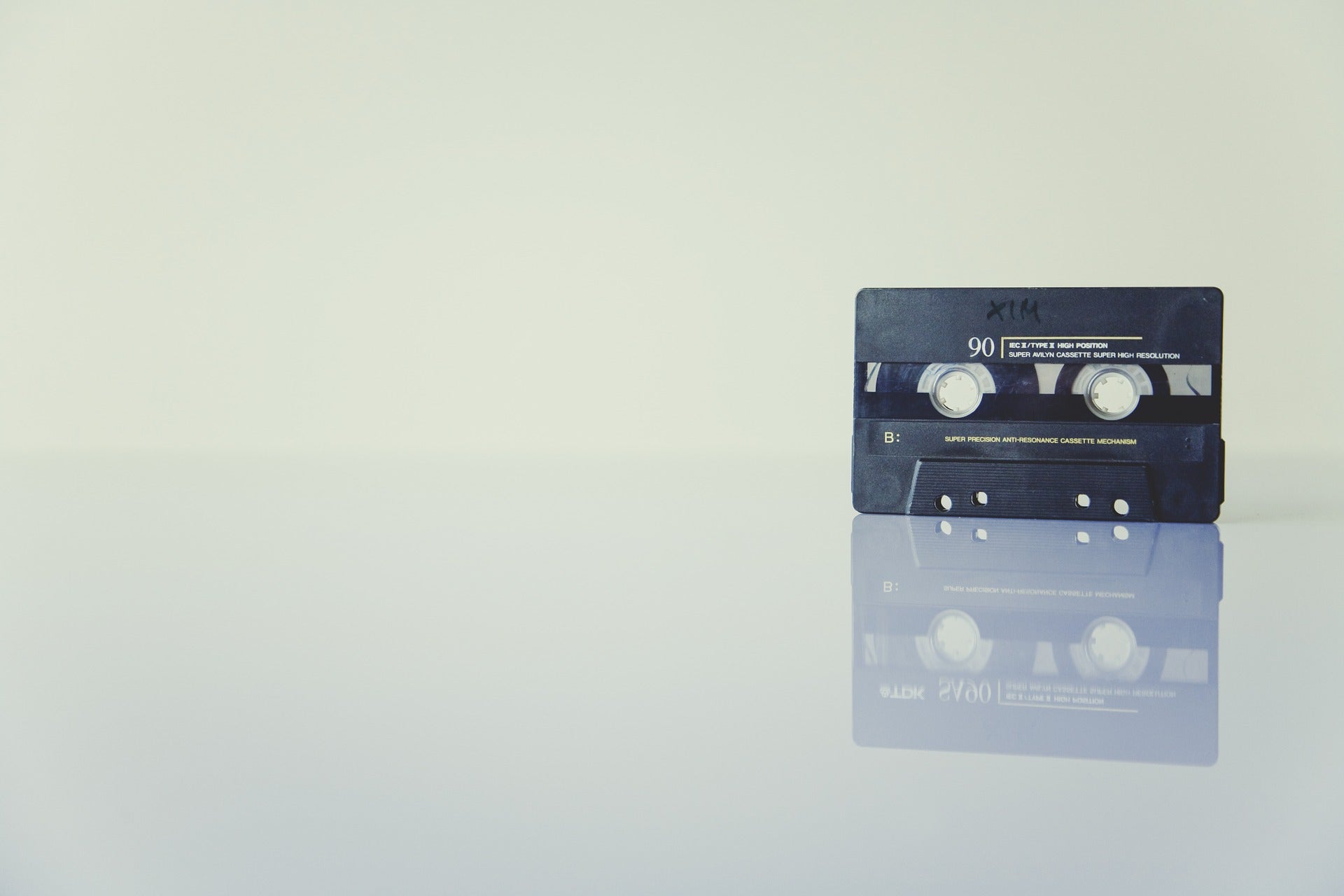 How to connect a tape recorder up