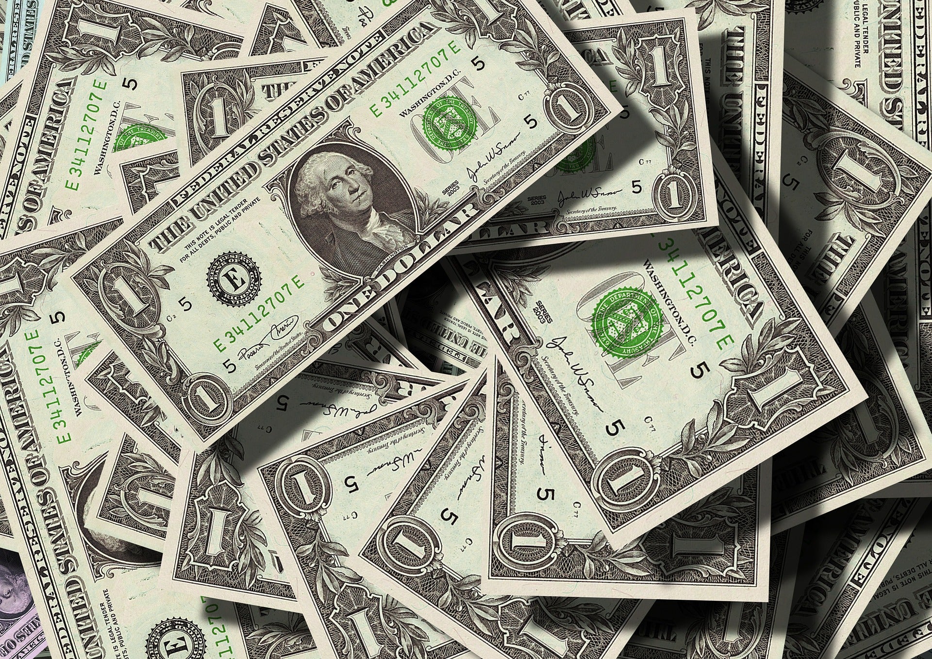 How much should a DAC cost?