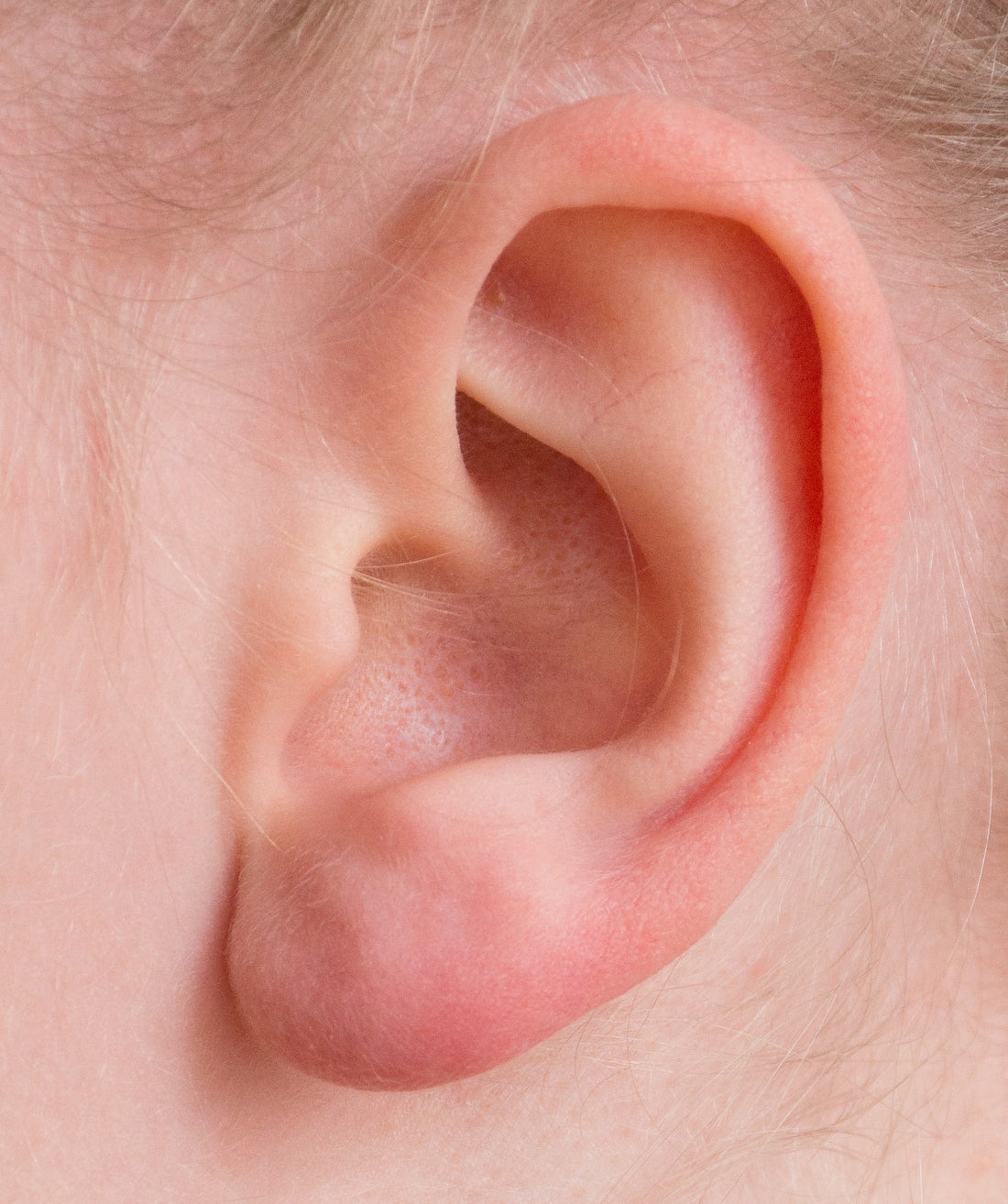 Ear focus