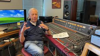 Does The Audiophile's Guide have a CD?