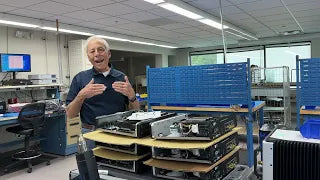 How a speakers plays two or more things at once
