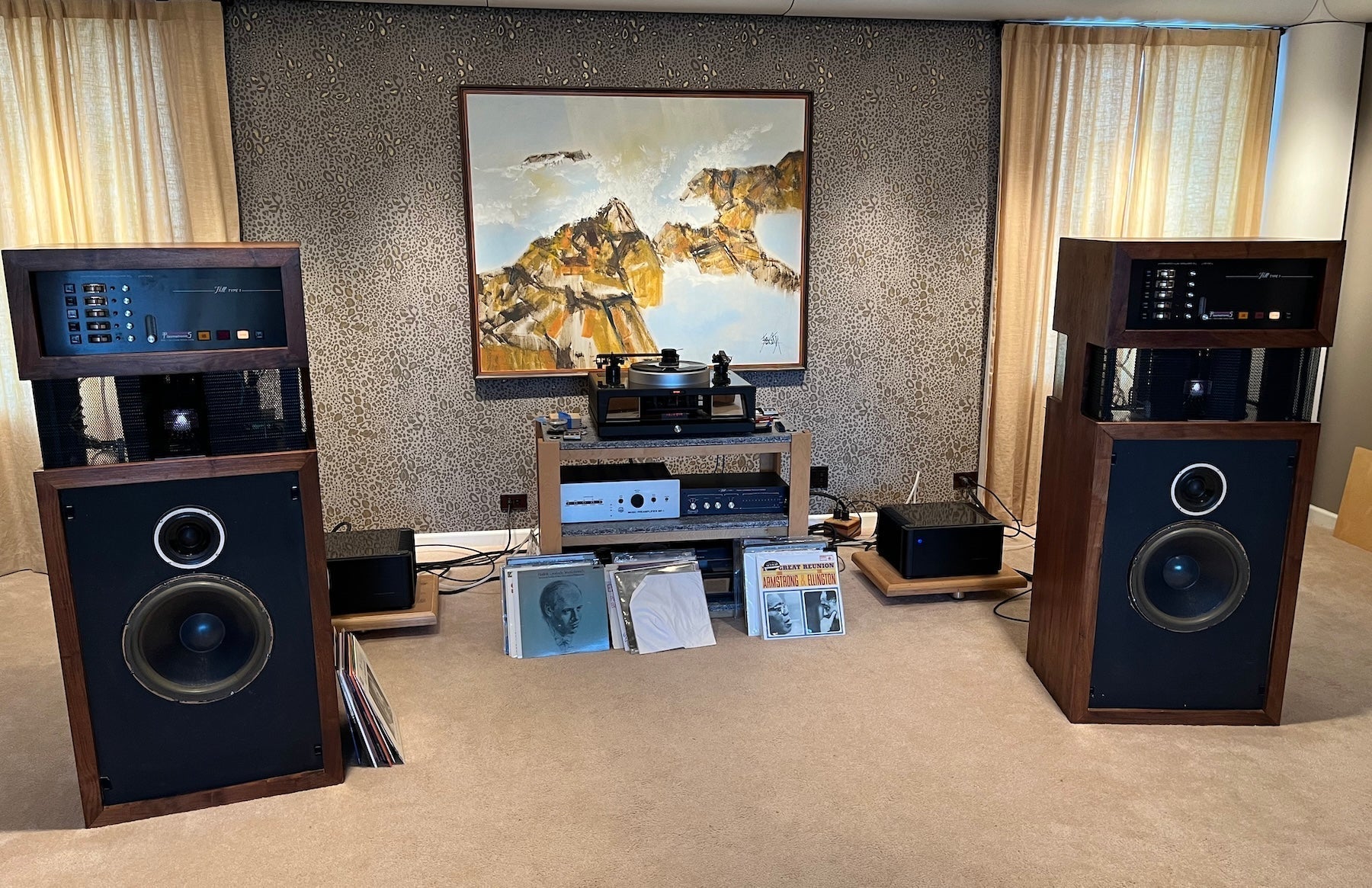 It’s a Gas: Restoring the Legendary Hill Plasmatronics Loudspeakers