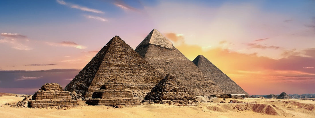 The stereo pyramid