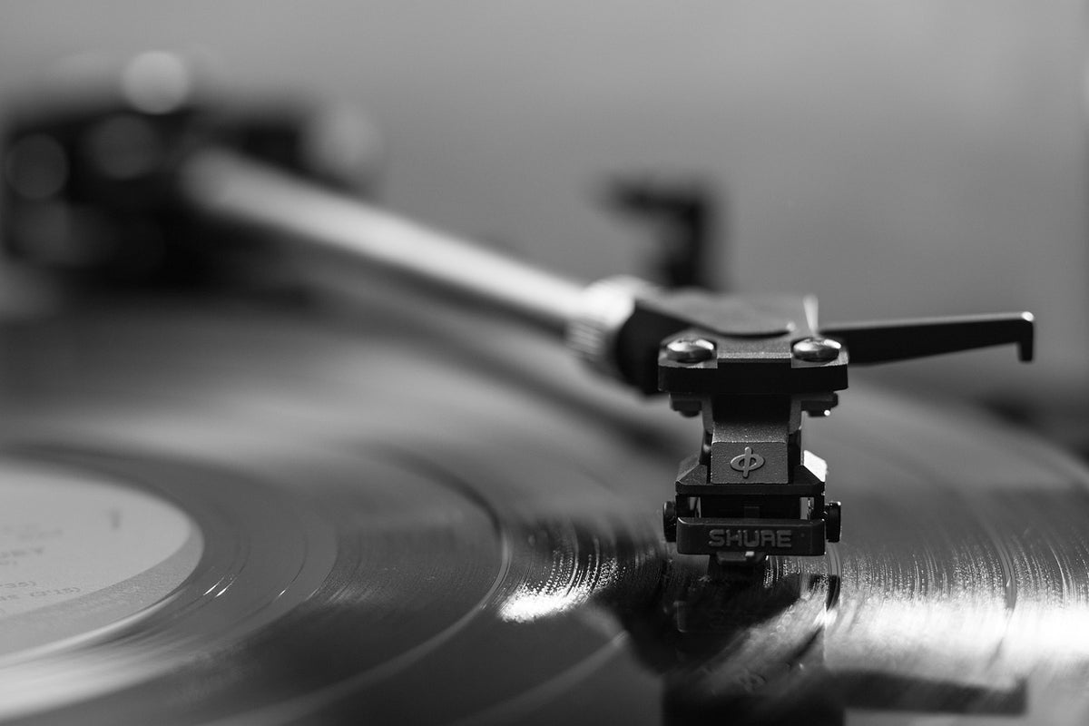 Turntable or cartridge