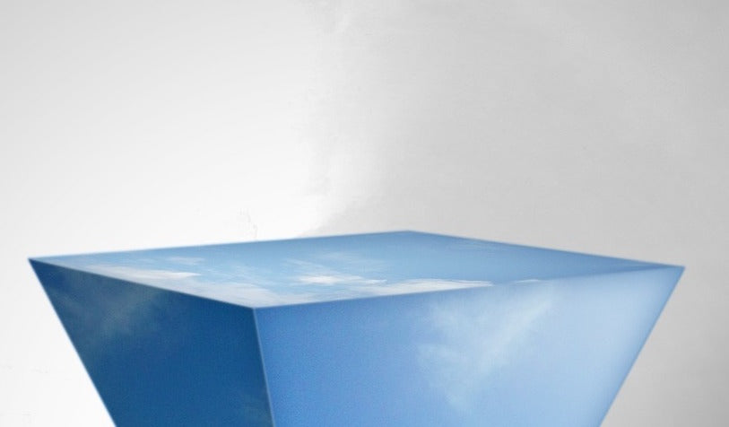 Can speakers be placed horizontally?