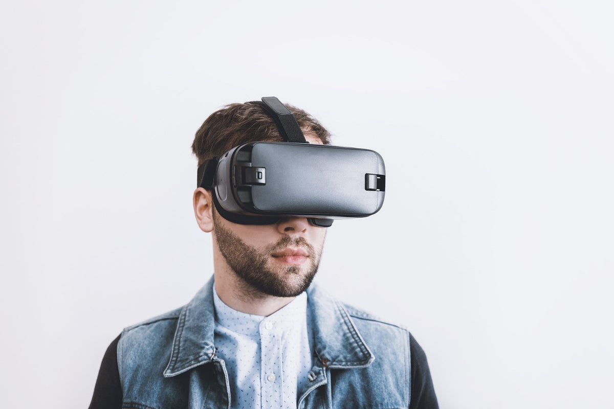 Augmented vs. virtual