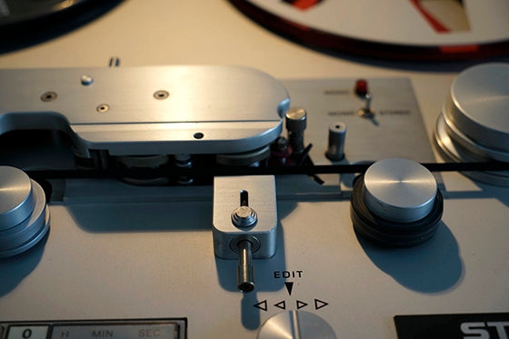 The Studer A80 headblock, edit switch and stereo/mono switch. Photo courtesy of George Vardis.