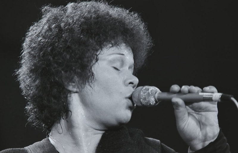 Etta James. Photo © 1975 Georges Braunschweig.