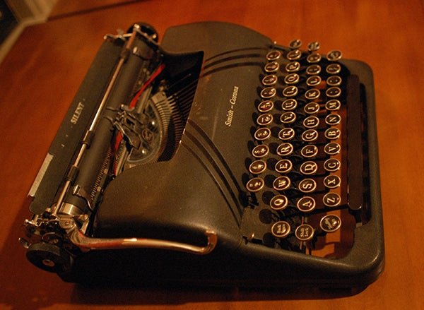 The 1930s Smith-Corona Silent manual typewriter used by the author for typing his Copper pieces and pretty much all his writing. Courtesy of Agnew Analog Reference Instruments.