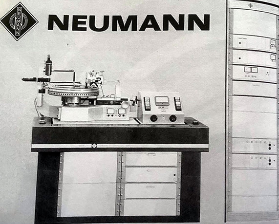 The Neumann VMS-70 system, the final version of this lathe bed design. The VMS-80 which came after that introduced an entirely new lathe bed, new platter, new motor, new electronics and even new standards of delay time needed for the preview system.
