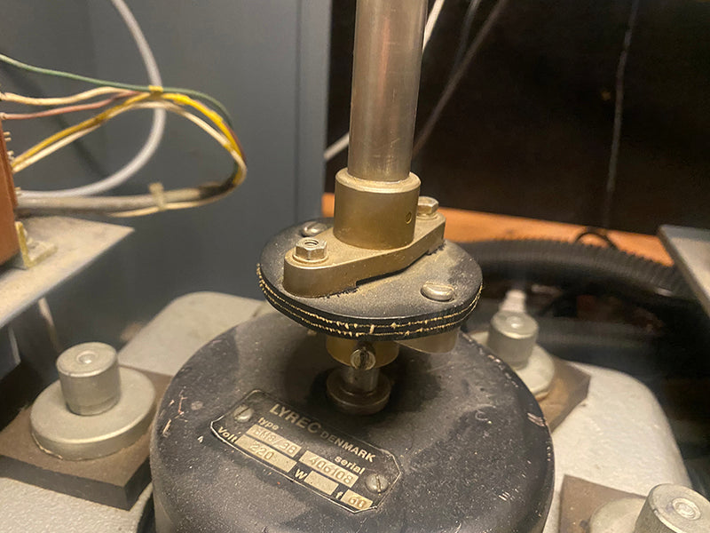 The coupler connecting the Lyrec SM-8 motor to the driveshaft that goes up to the oil coupler, on a Neumann VMS-70 disk mastering lathe.