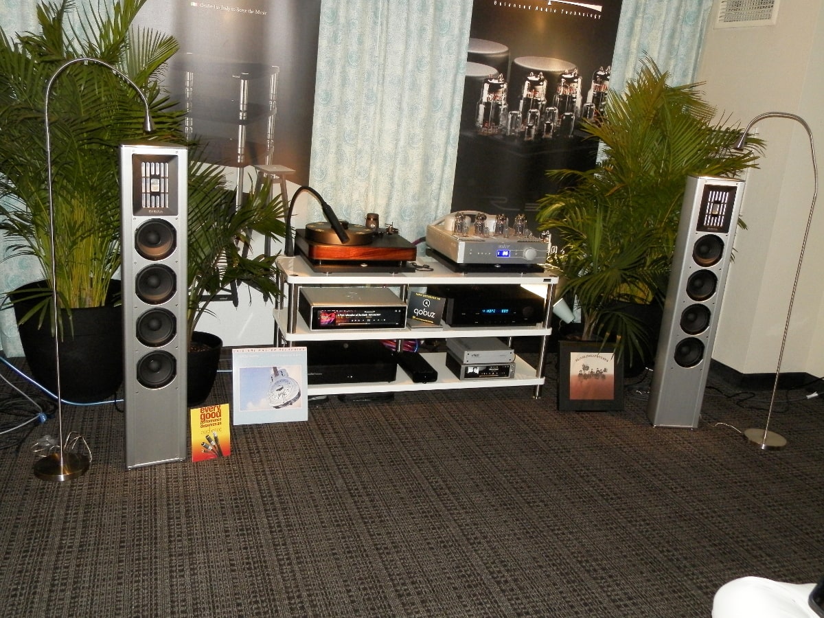 Mobile Fidelity's room featured great digital from HiFi Rose and outstanding loudspeakers from Piega.