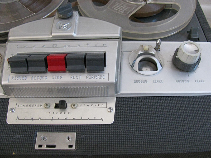 Voice of Music Model 714 tape recorder control panel showing its "Staggered/Stacked" switch. From Reel-Reel.com.