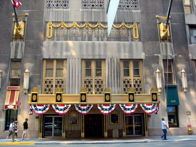 The Waldorf Astoria in 2008. Courtesy of Wikimedia Commons/Jordi Sabaté.