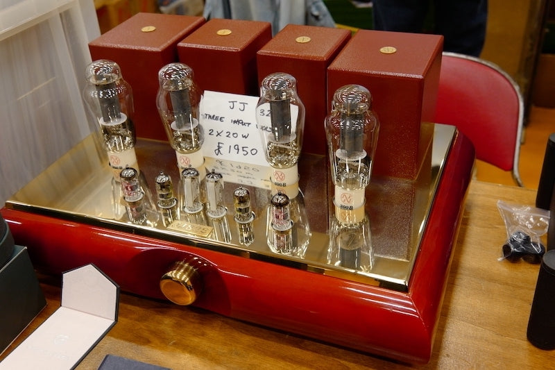 Some new products were also on display, including this cool tube amp from JJ Electronic.