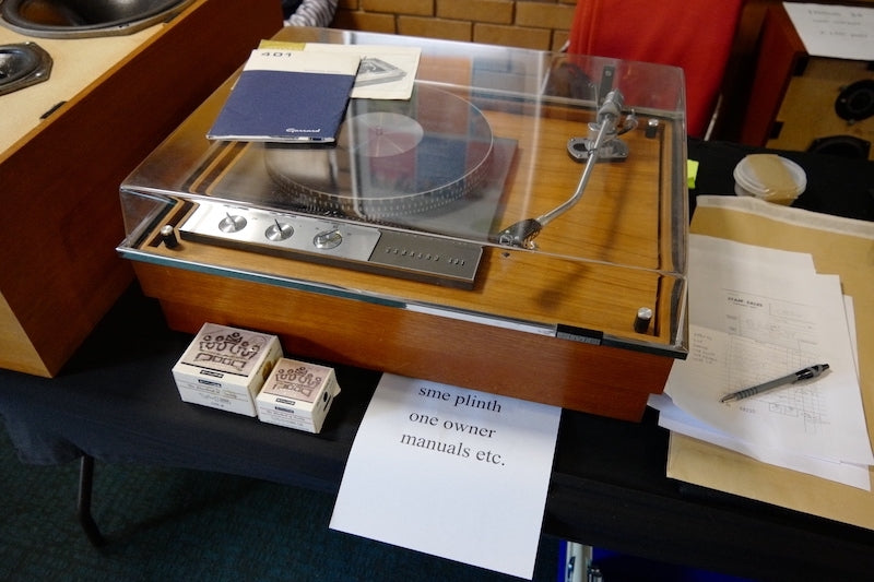 A wonderful Garrard 401 with SME tonearm in a mint SME plinth, with owner's manuals!