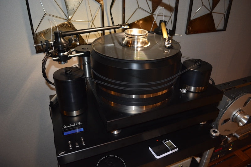 The J. Sikora turntable.