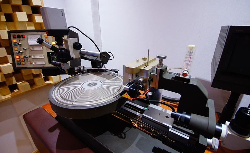 Record-cutting lathe at Stardelta Audio Mastering. From the Hutchinson Homes & Gardens website.