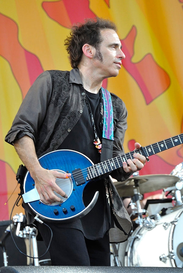 Nils Lofgren. Courtesy of Wikimedia Commons/Takahiro Kyono.