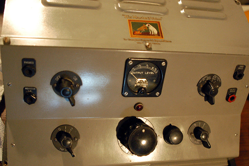 Above photos: HMV 2300 recording lathe with HMV vacuum tube cutting amplifier. Courtesy of Agnew Analog Reference Instruments.
